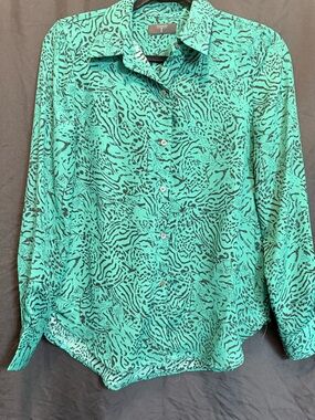 Tahari Green and Black Animal-Print Button Down Shirt